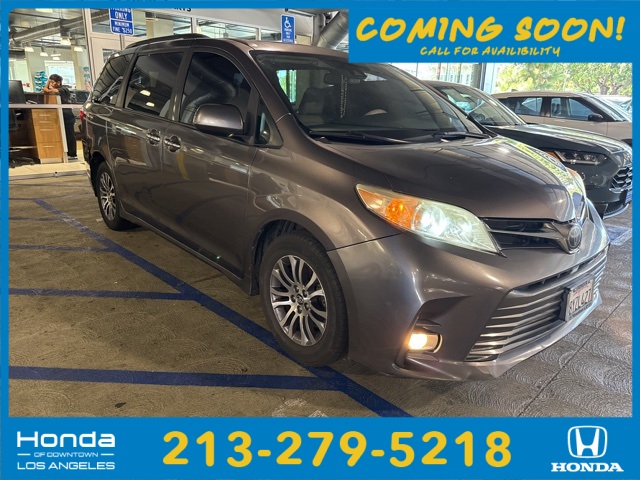 2019 Toyota Sienna XLE