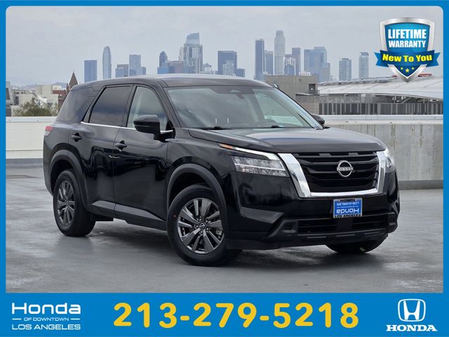 2022 Nissan Pathfinder S