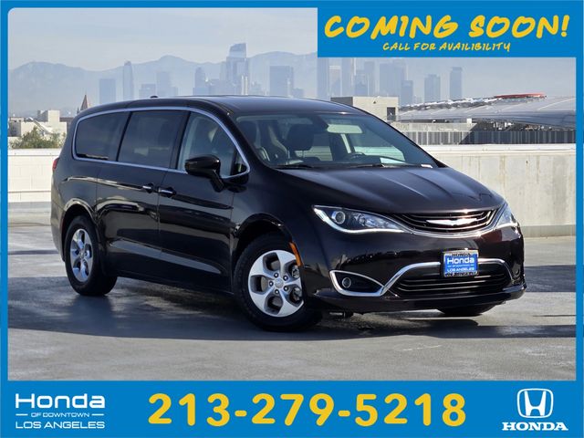 2018 Chrysler Pacifica Hybrid Touring Plus