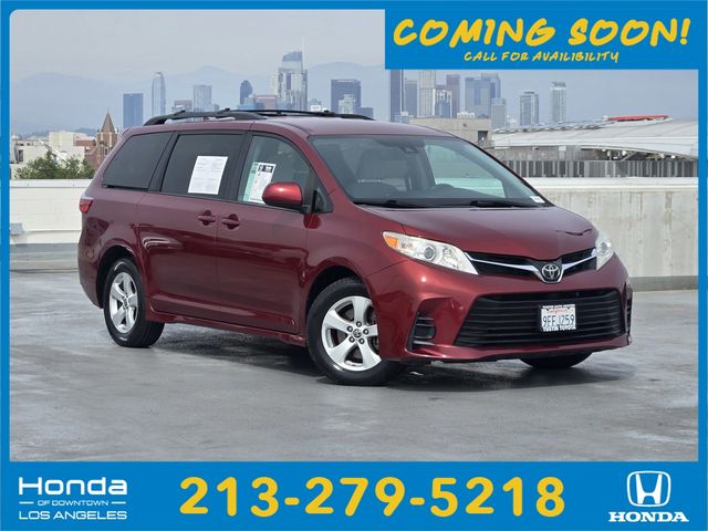 2020 Toyota Sienna LE