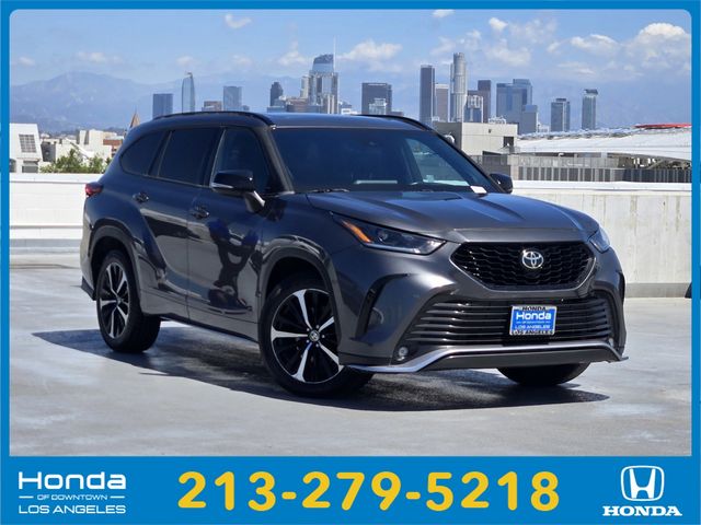 2021 Toyota Highlander XSE