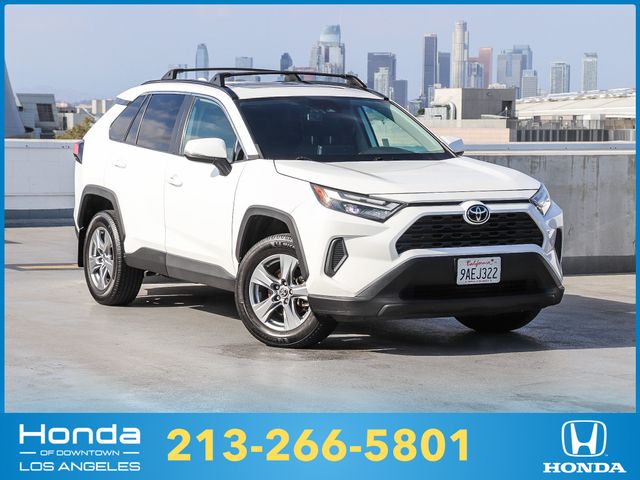 2022 Toyota RAV4 XLE