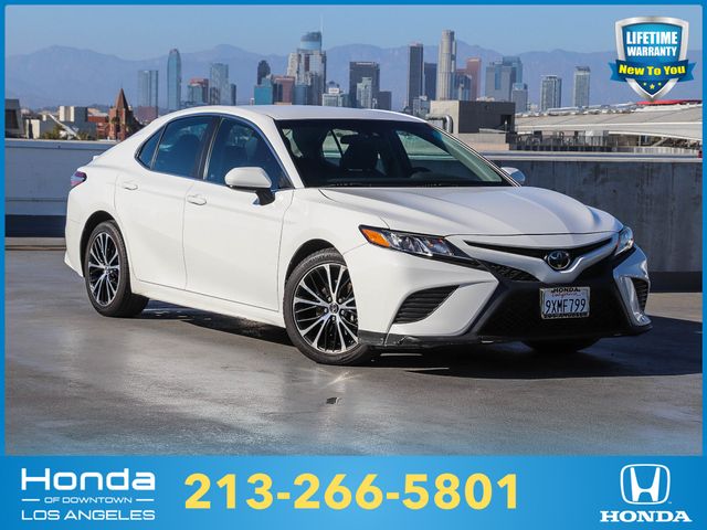 2018 Toyota Camry SE