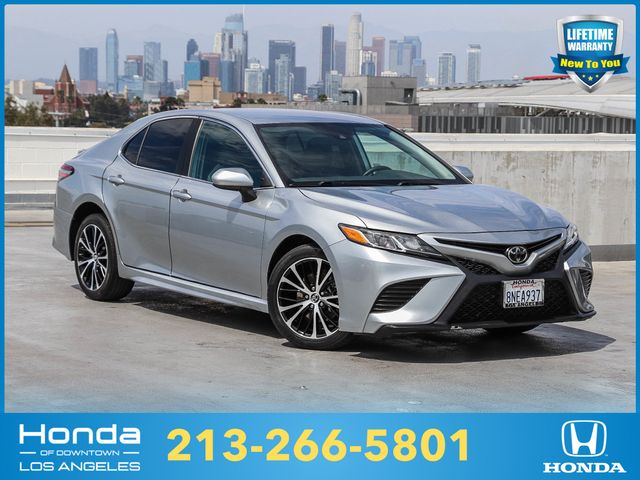 2019 Toyota Camry SE