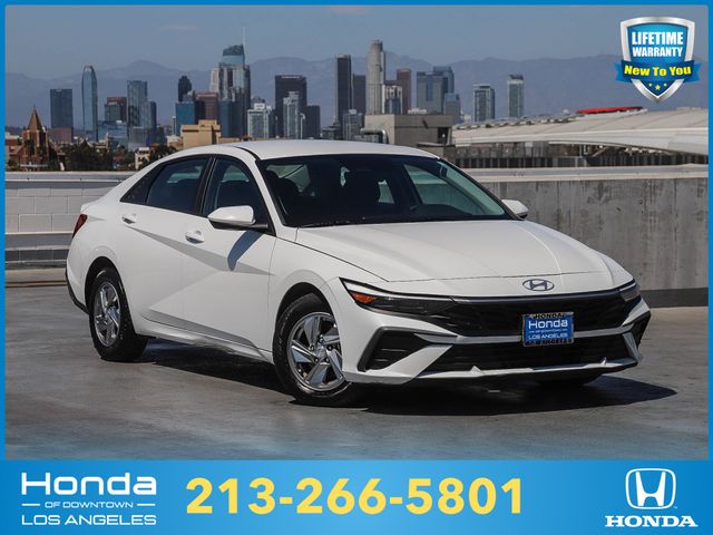 2024 Hyundai Elantra SE