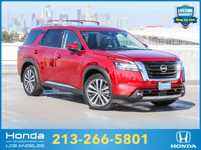 2022 Nissan Pathfinder Platinum